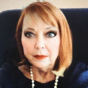 Meet your Posher, Christine